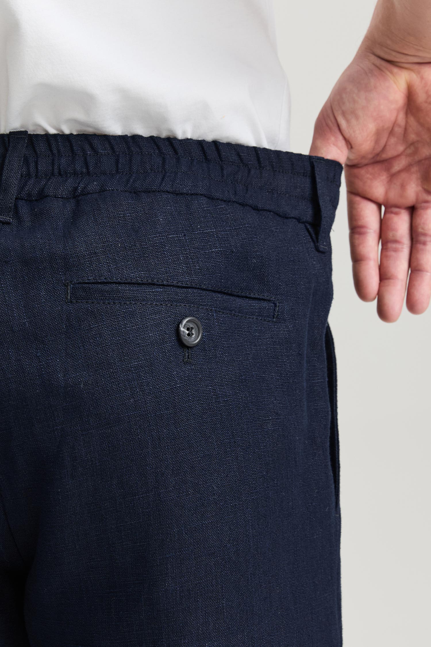 Teppo pellava shortsit